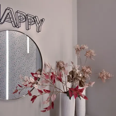 Πανσιόν Lady Rose 4*