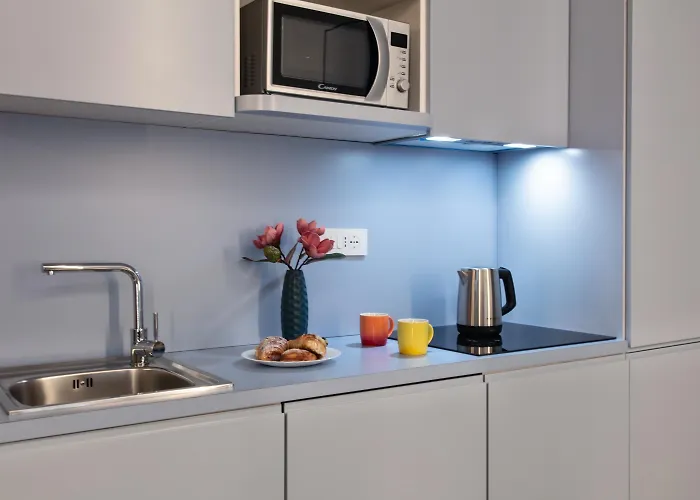 Lady Rose Pensión 4*