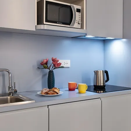 Lady Rose Gæstehus 4*