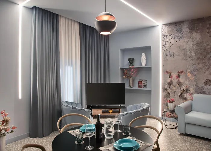 Lady Rose Pensión 4*